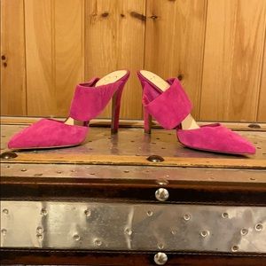 JESSICA SIMPSON SIZE 6 strapped pumps